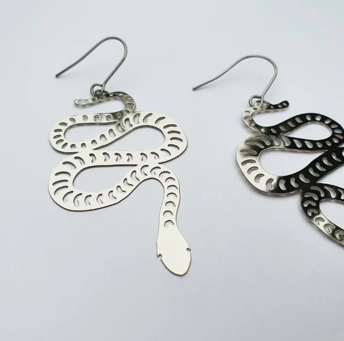 Denz + Co - Snakes in Silver